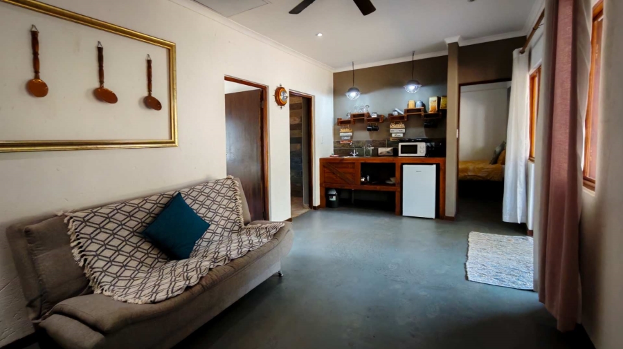 10 Bedroom Property for Sale in Hartbeespoort Rural North West
